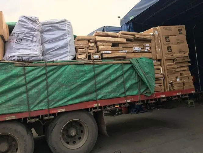 达尔罕茂明安联合家具托运